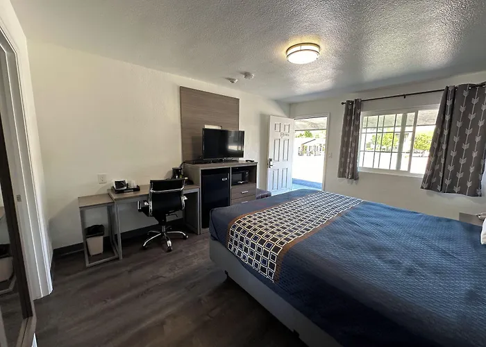 Sands Motel