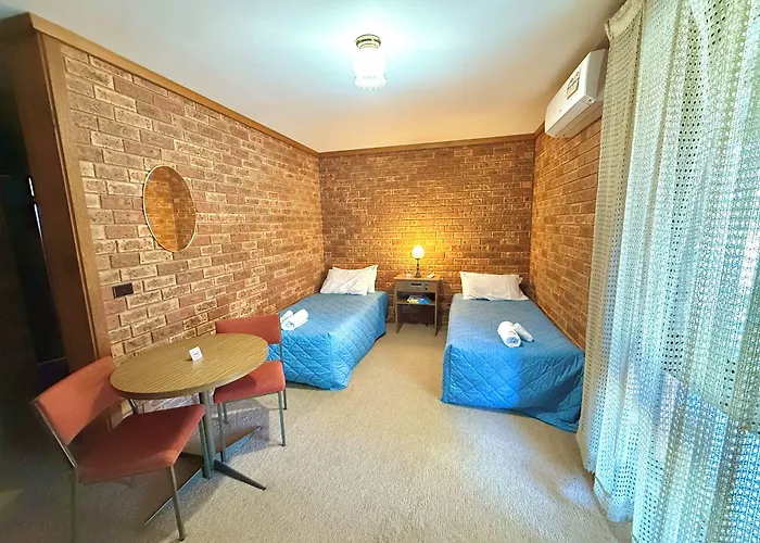 Redgum Motel