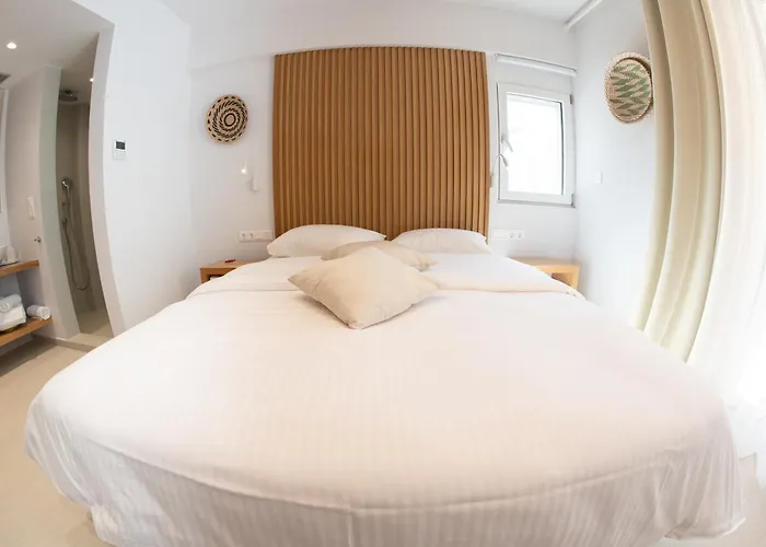 Dimani Suites & Residences