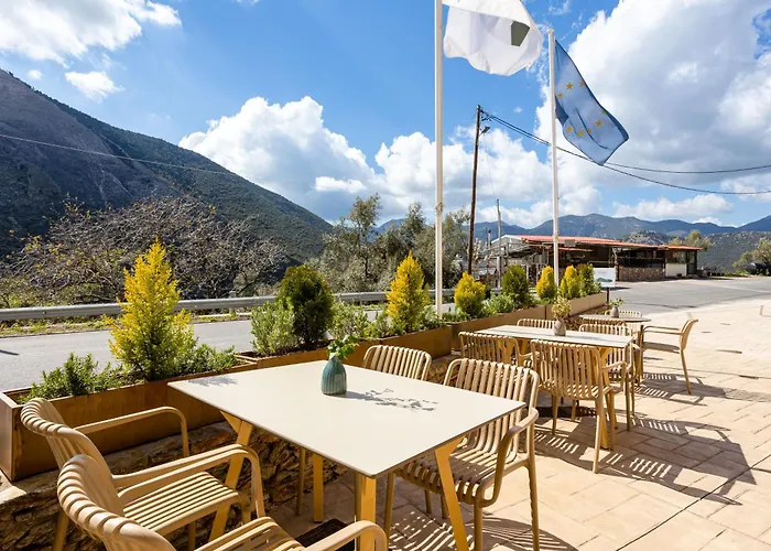 Denthis Hotel - Taygetos Mountain Getaway