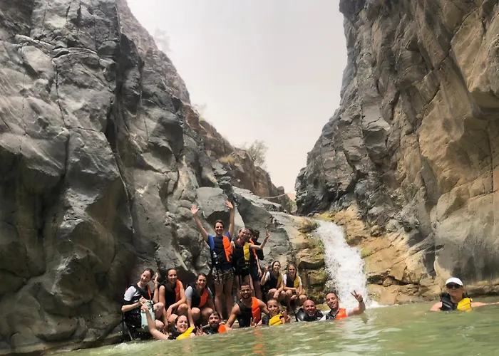 Alhidan Hostel & Adventure