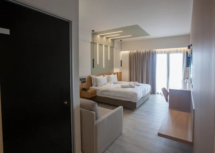 Akrothea Suites & Lounge