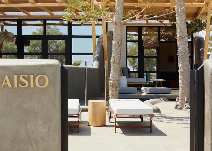 Oscar Beachfront Suites - Adults Only