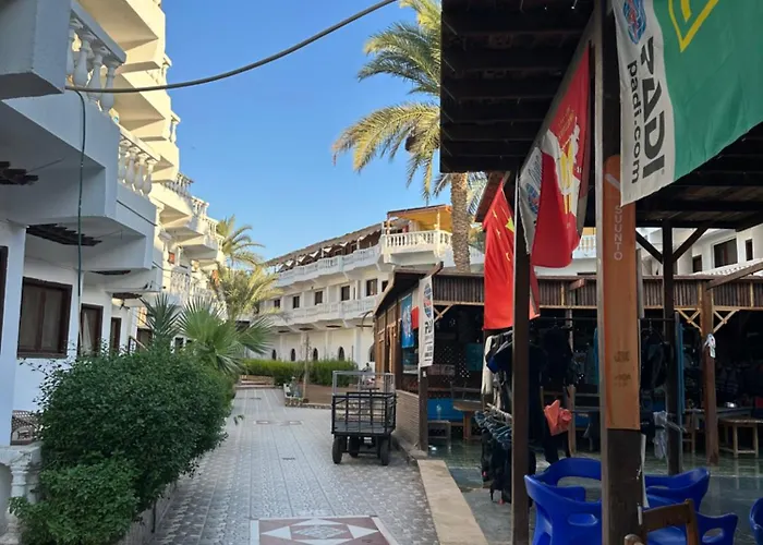 Seven Heaven Hotel And Diving Center