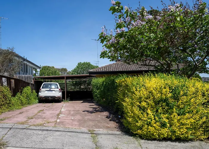 The Valley View Guest House
