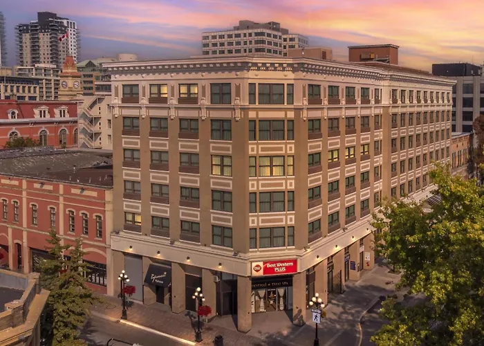 BEST WESTERN PLUS Carlton Plaza Hotel