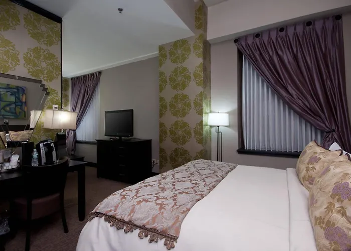 The Giacomo Niagara Falls Ny, An Ascend Collection Hotel