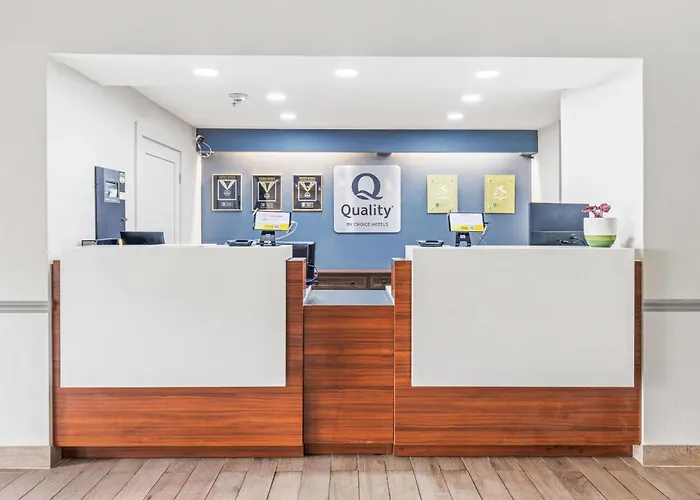 Quality Inn & Suites On The River