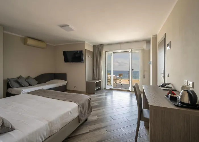 Hotel Mediterraneo