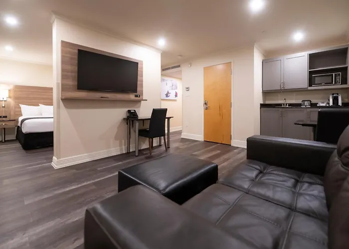 Hotel & Suites Le Dauphin Quebec