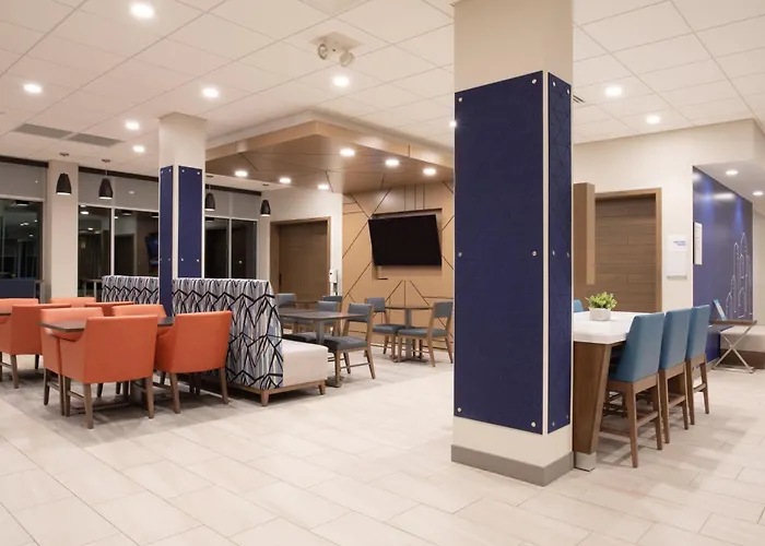Holiday Inn Express & Suites Nampa - Idaho Center By Ihg