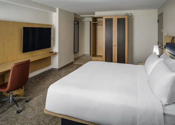 Doubletree By Hilton Laredo