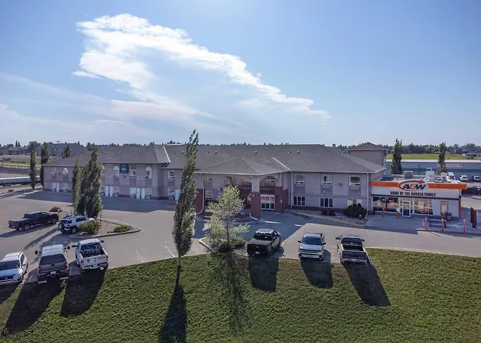Clarion Pointe Rimbey