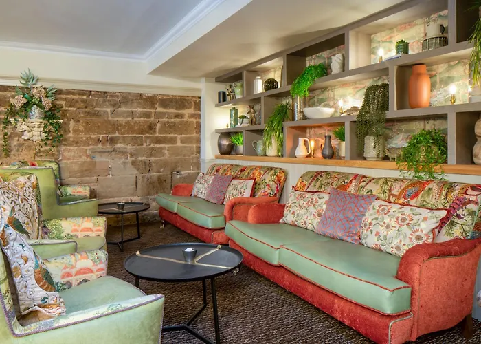 The Warwick Arms Hotel - The Coaching Inn Group