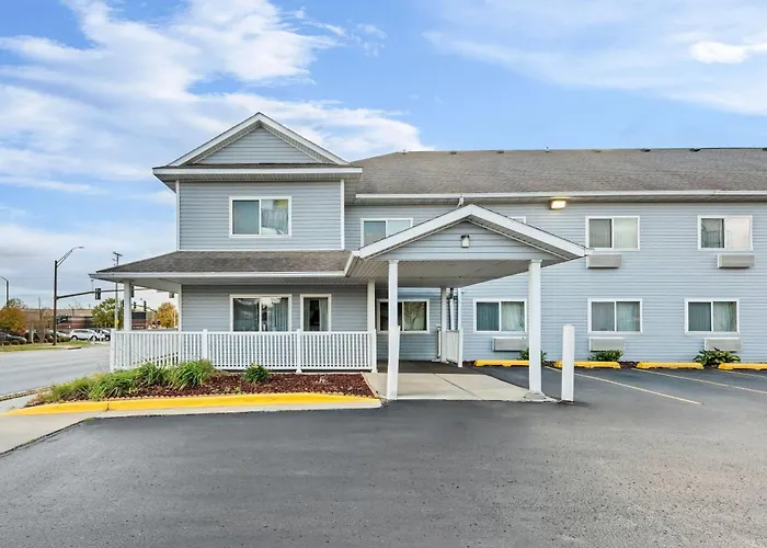 Days Inn By Wyndham Ames