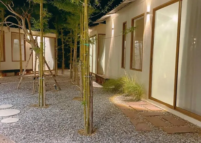 Wanan Cafe & Boutique Hotel
