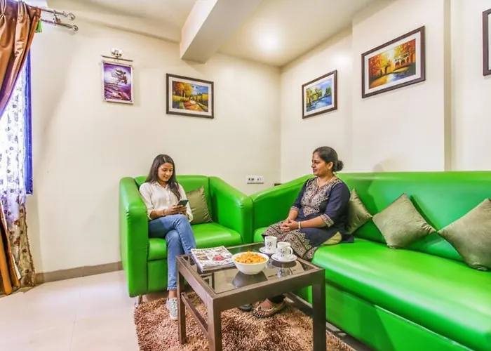 Fabhotel Ranjanas - Nr Humkar Chowk