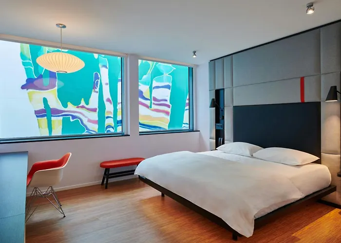 citizenM Miami Worldcenter