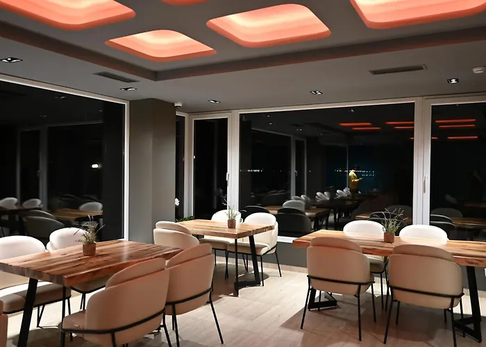 Hotel Restaurant Savoja