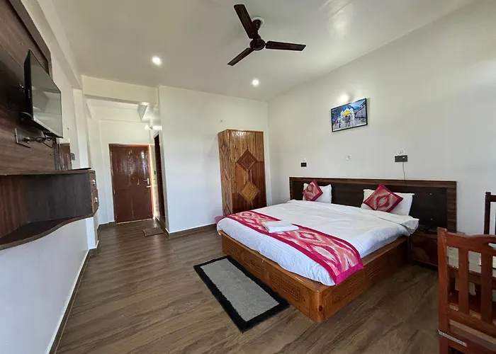 Lap Of Himalayas Resort