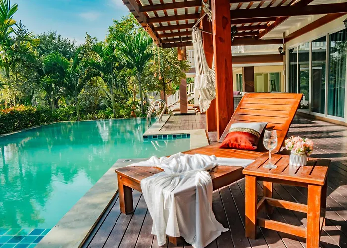 Farinda Resort&Pool Villa
