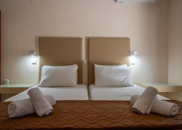 Triantafillas Suites