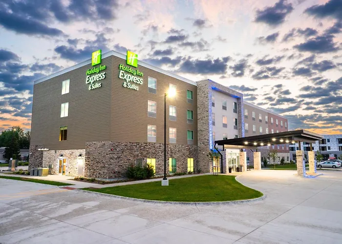 Holiday Inn Express & Suites Cedar Rapids Ne - Marion By Ihg