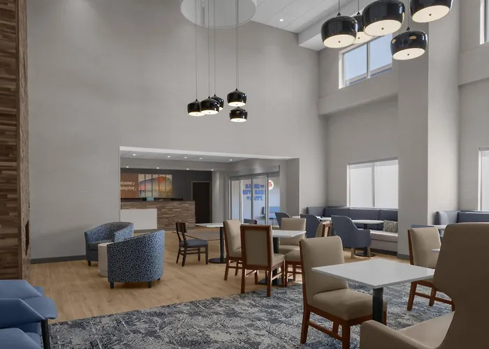 Hampton Inn & Suites By Hilton Long Island Farmingdale