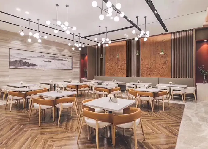 Atour Hotel Wenzhou Yueqing Nanhong Plaza