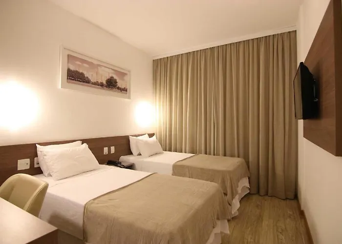 Quarto Econômico dentro do Samba Hotel Linhares