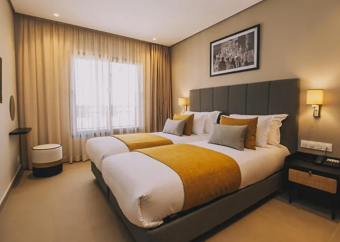 Dally Apart Hotel