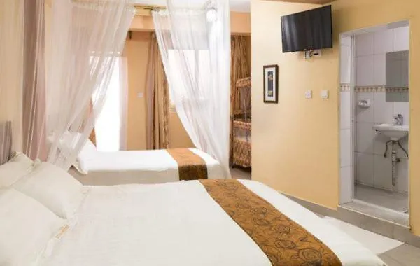 Eton Hotel