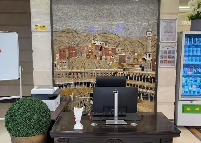 فندق قلعة تاون هاوس توصيل للحرم - Town House Castle Hotel