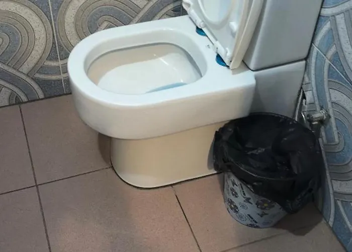 Red Lantern Guesthouse