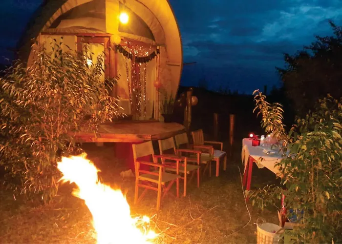 Hotel White Sandcastle Mara Lodge