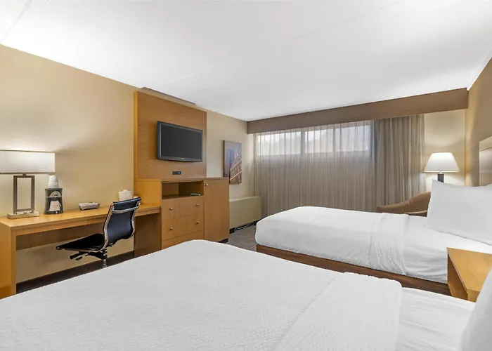 Best Western Royal Plaza Hotel And Trade Center