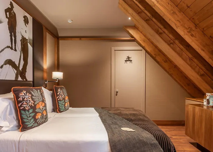Hotel Val De Neu G.L.