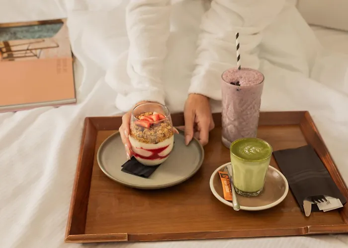Point Hotel