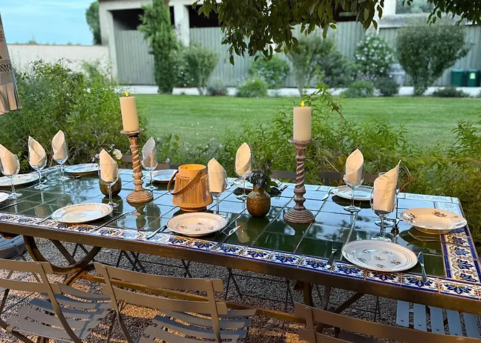 Domaine Des Clos Hotel Et Appartements- Teritoria