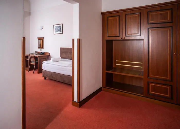 U Medvidku-Brewery Hotel