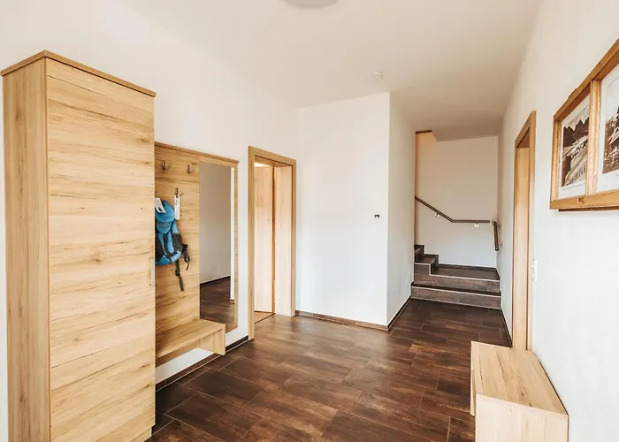 Regitnig - 4 Sterne Hotel Und Chalets