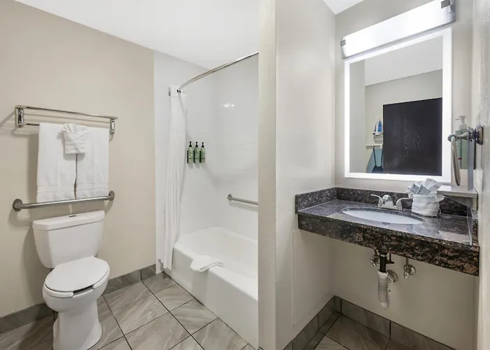 Best Western Airport Albuquerque Innsuites Hotel & Suites