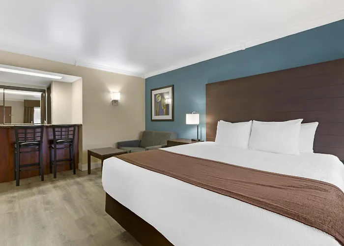 Best Western Innsuites Tucson Foothills Hotel & Suites