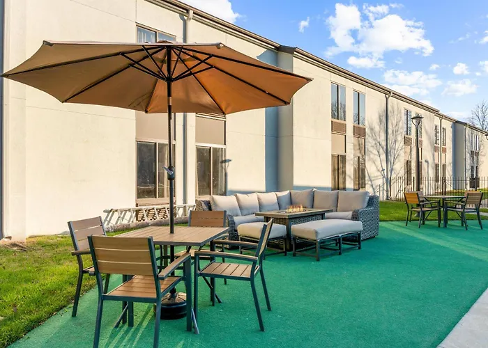 Best Western Courtview Hotel