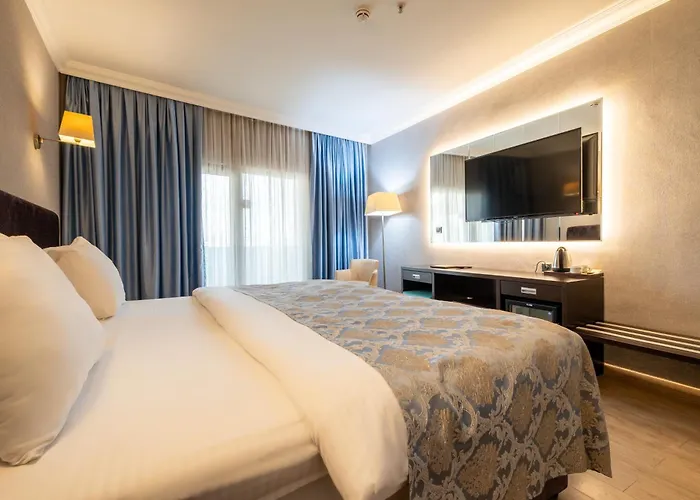 216 Castle Hotel