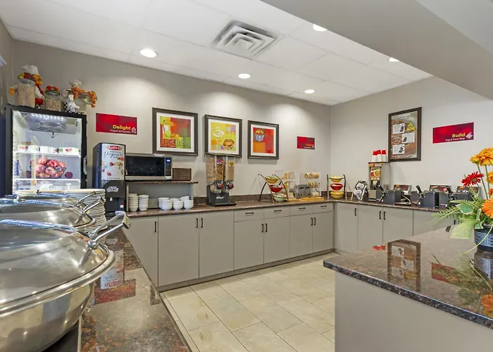 Best Western Plus Pembina Inn & Suites