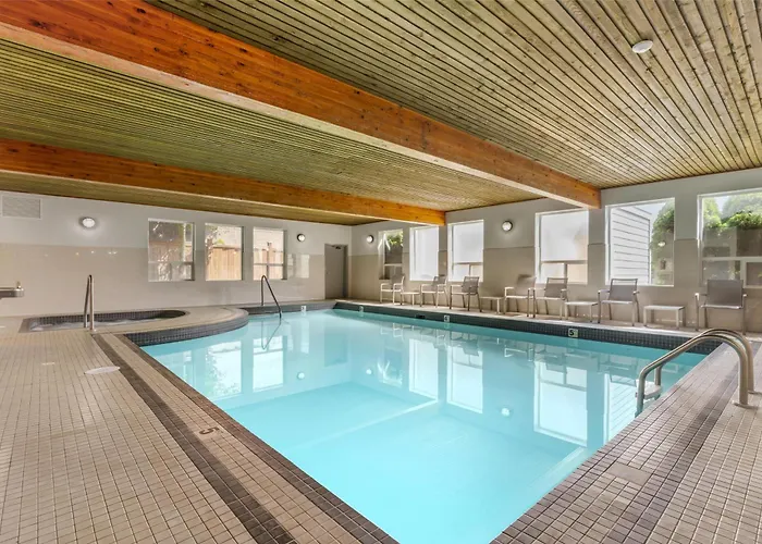 Best Western Plus Country Meadows Inn