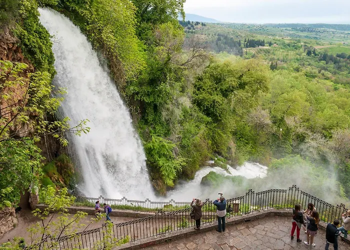 Hagiati Guesthouse - Edessa Cozy Mountain Retreat