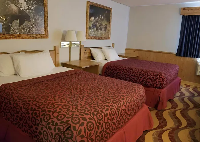 Sandpoint Inn