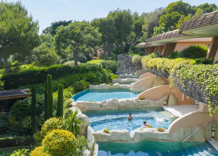 Grand-Hotel Du Cap-Ferrat, A Four Seasons Hotel